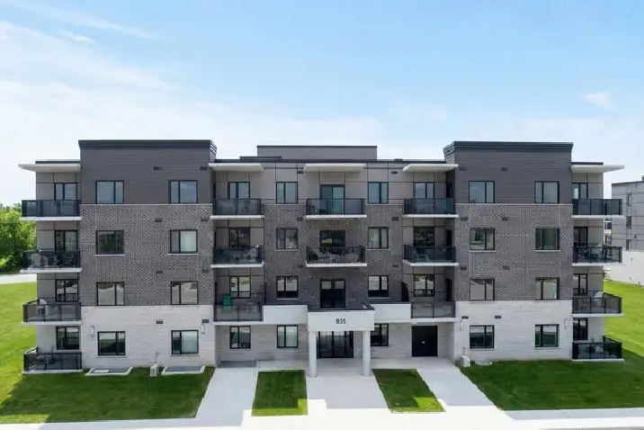 Opus Apartments 2 - GROVE Apartment for Rent