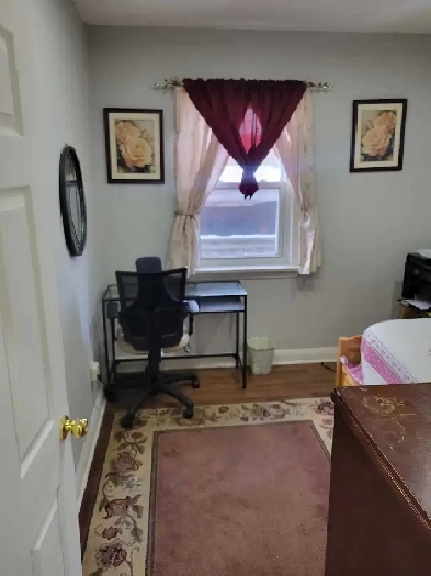 ROOM FOR RENT (WOMEN ONLY)