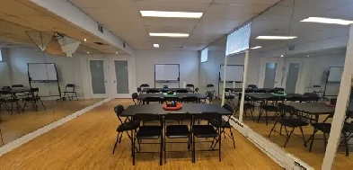 STUDIO / POD SPACE FOR SHARE – DOWNTOWN BRAMPTON