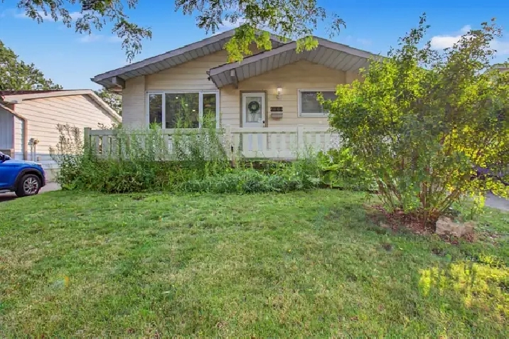 For Rent - 3 Beds 1 Bath