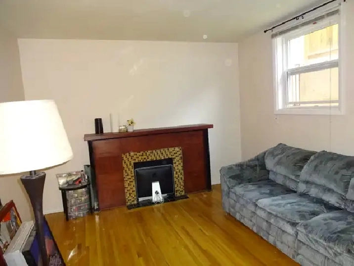Beltline connaught 1 bedroom apartment $1080/m   electricity
