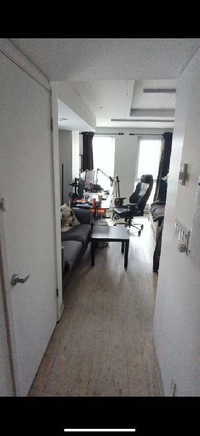 Studio Montréal 1661 rue berri H2L 0A9