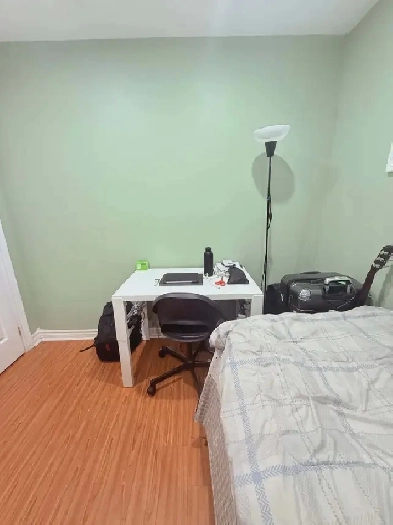 A Furnished room for rent in Scarborough from 15th September