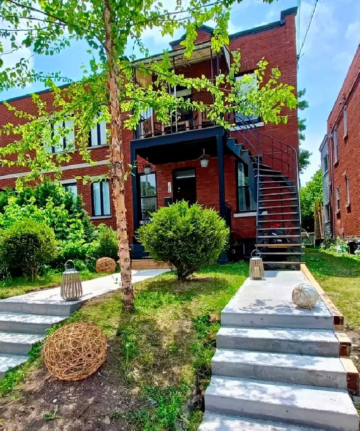 DUPLEX _ AHUNTSIC_ CARTIE-VILLE