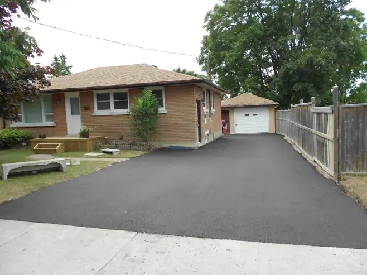 GREAT 3 Bedroom Apartment UTILITIES Included—Fenced Backyard