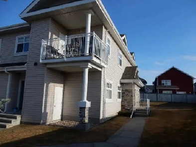2Bedroom-2Bath townhouse in best lake communities in Edmonton