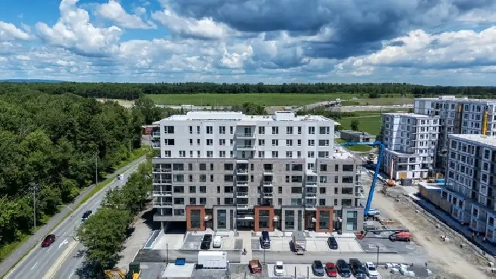 Condo 4 1/2 à louer- Ste-Anne-De-Bellevue