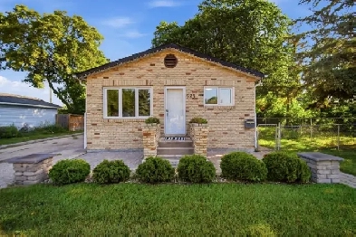 Affordable Selkirk 3 Bedroom!