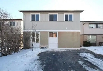 4 bedroom House For Rent Nr William Pkwy & Bramalea rd