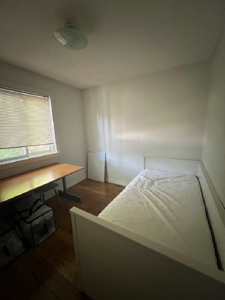 1 bedroom for rent in house of 5 near McMaster