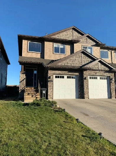 #6603 3 Bed 2.5 bath single car garage home in Whispering Ridge