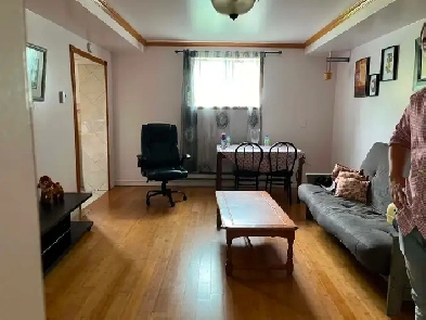 SAINT LAURENT 3 1/2 - À LOUER / FOR RENT