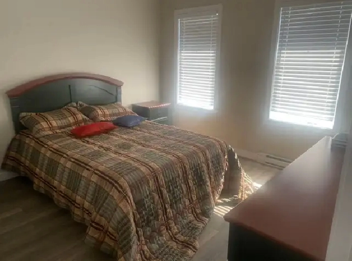chambre a louer  en banlieue de saint Georges Est