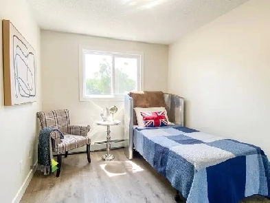 Strathcona Apartments - 2 bedroom Apartment for Rent