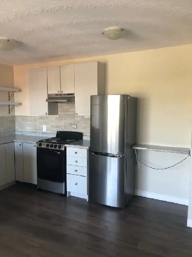 2 bedroom Sept 1