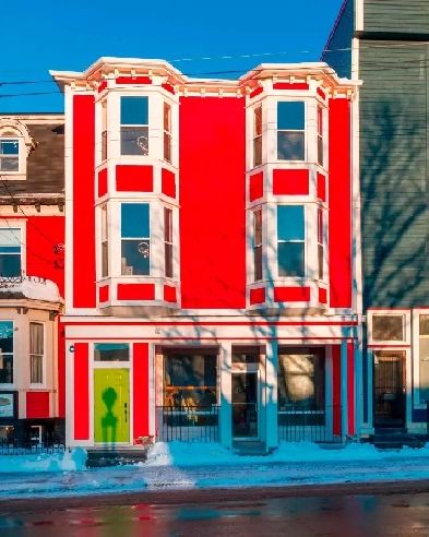 1,000 SqFt Downtown Commercial Space For Lease