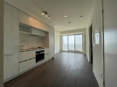 RICHMOND HILL: Brand New 1 Den/2Baths Condo For Rent w/PRKG
