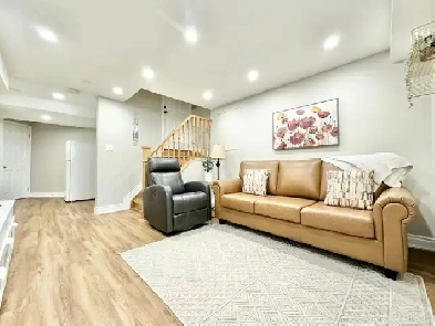 1 Bedroom-Private Entrance | Ensuite Laundry | Driveway Parking