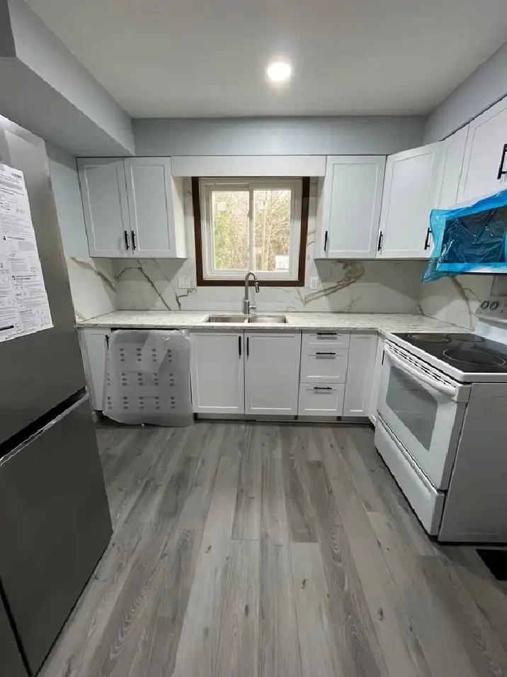 A room to rent near UW and WLU on bus stop