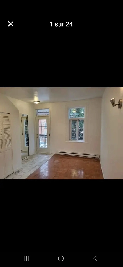 2 1/2 à aire ouvert, haut duplex,Métro De l'Eglise,995$/mois
