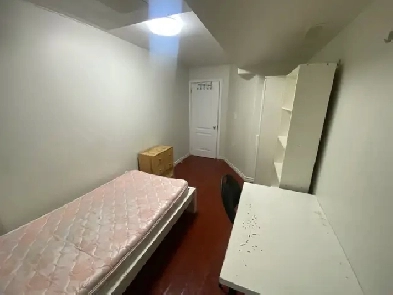 York university village room for rent