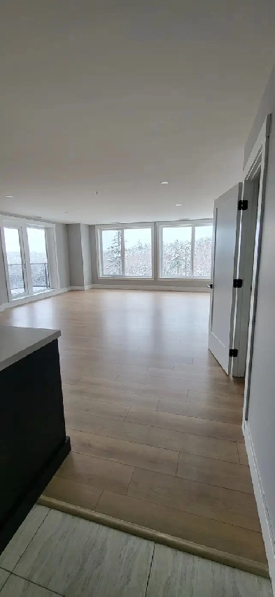 3 BEDROOM AVAILABLE IN WEST BEDFORD ON PRIVATE LANE