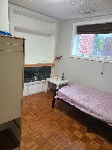 Room for rent