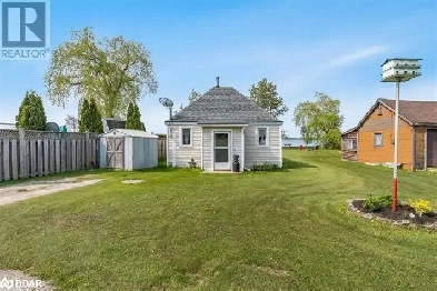 All Season Cottage for Rent