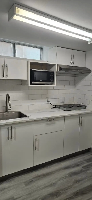 Basement suite in Harvest Hills for rent