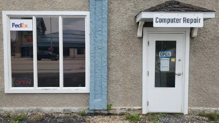 Office Space Inside Computer Shop For Cell/Tablet Repair/Sales