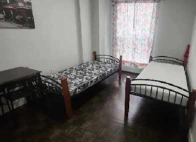 Shared furnished room : near Fairview mall
