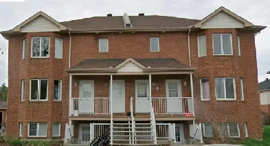 Quiet,spacious 2bedroom apt in plateau with appliances Sept 1st