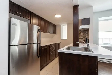 Renovated two bedroom, St. Clair and Yonge - ID 1266