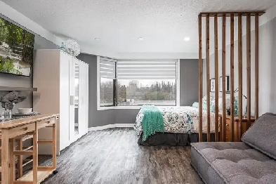 Bachelor Unit  Available!