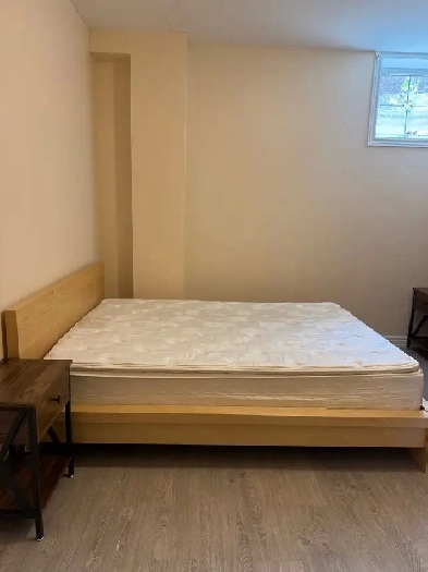 FURNISHED ROOM FOR RENT RICHMOND HILL