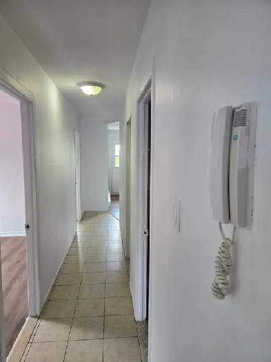 GRAND 4 1/2 À LOUER DANS LE QUARTIER ST-MICHEL