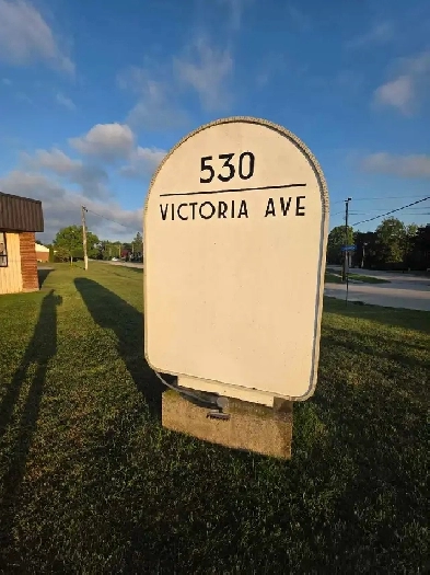 Commercial Office, Clinic, Studio for Rent 530 Victoria