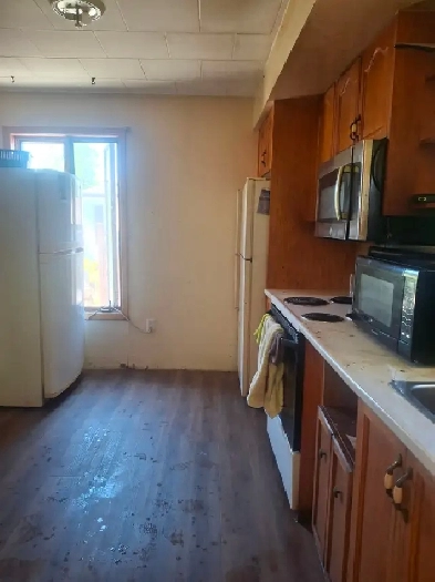 Sharing room for male student