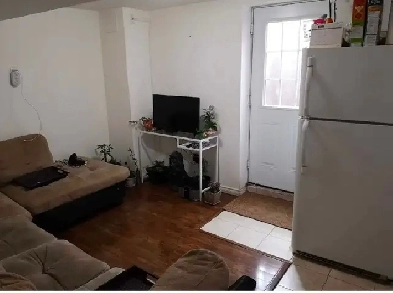 2 Bedroom Basement   2 parking spots for Rent