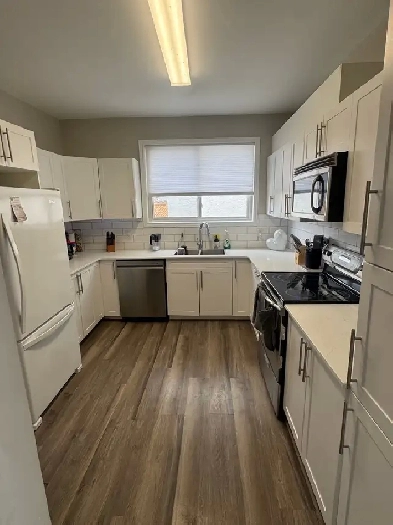 Furnished 2 bed 2 bath home avail OCT 1/26