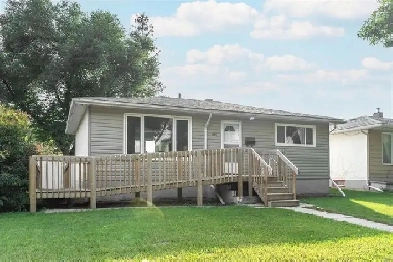 HOUSE FOR RENT AVAILABLE OCTOBER 1ST