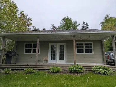 Water Front Cottage For Rent