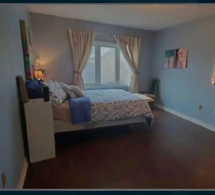 SUPER  LARGE FULLY FURNISHED & PRIVATE ENSUITE IN MARKHAM ❤️