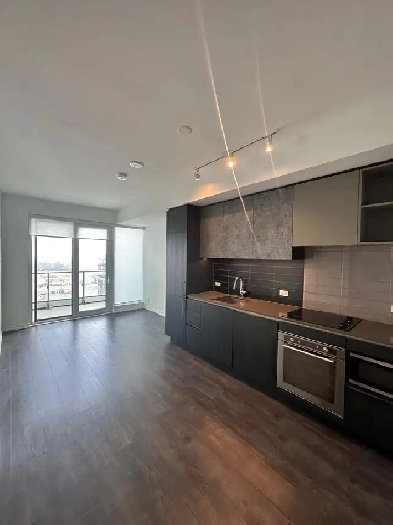 CONDO FOR RENT VAUGHAN (VMC)