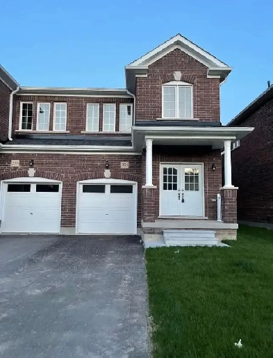 For Lease – Stunning 4-Bedroom Semi-Detached Home in Southgat
