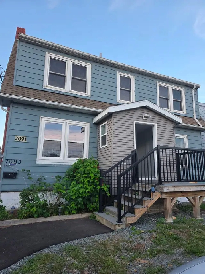 4 Bedroom House | Halifax | Last Month Free | Parking
