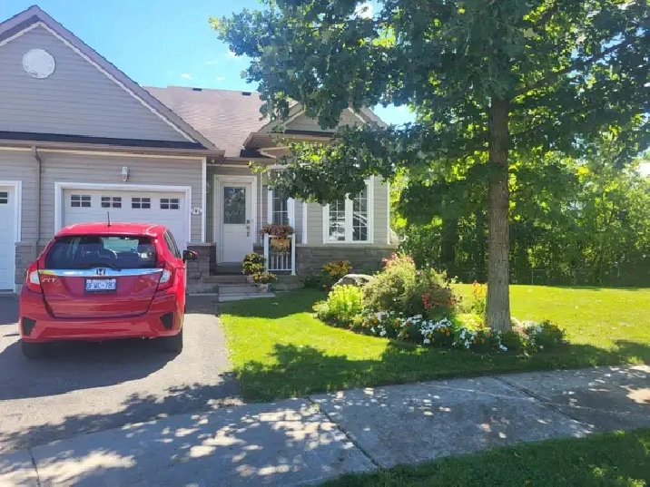 Bungalow Townhome - North Peterborough