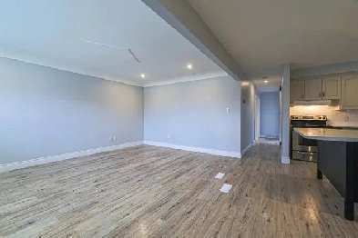 3-Bedroom Main-Floor Unit – Hamilton Mountain: Parking   Laundry