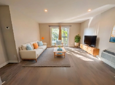 3865 Front St, Niagara Falls - Newley Renovated 2 Bedroom Unit