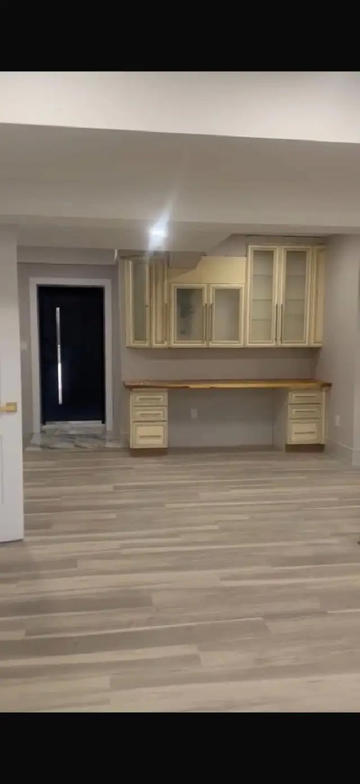 Two bedroom apartment  for Rent in prestige area of Kleinburg